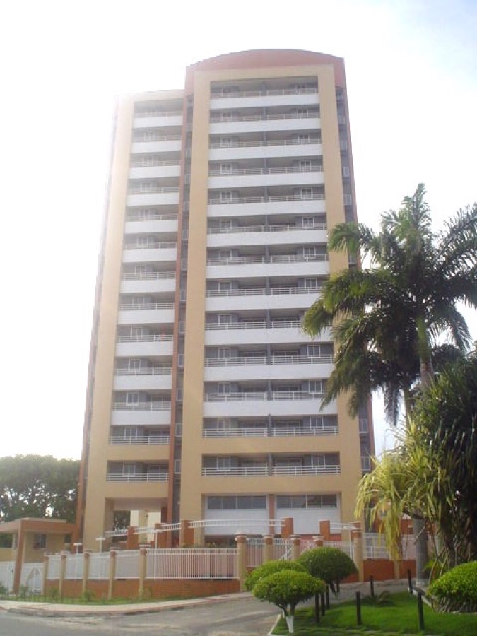 Fachada de apartamento para alugar no Luciano Cavalcante — catálogo Fiducial